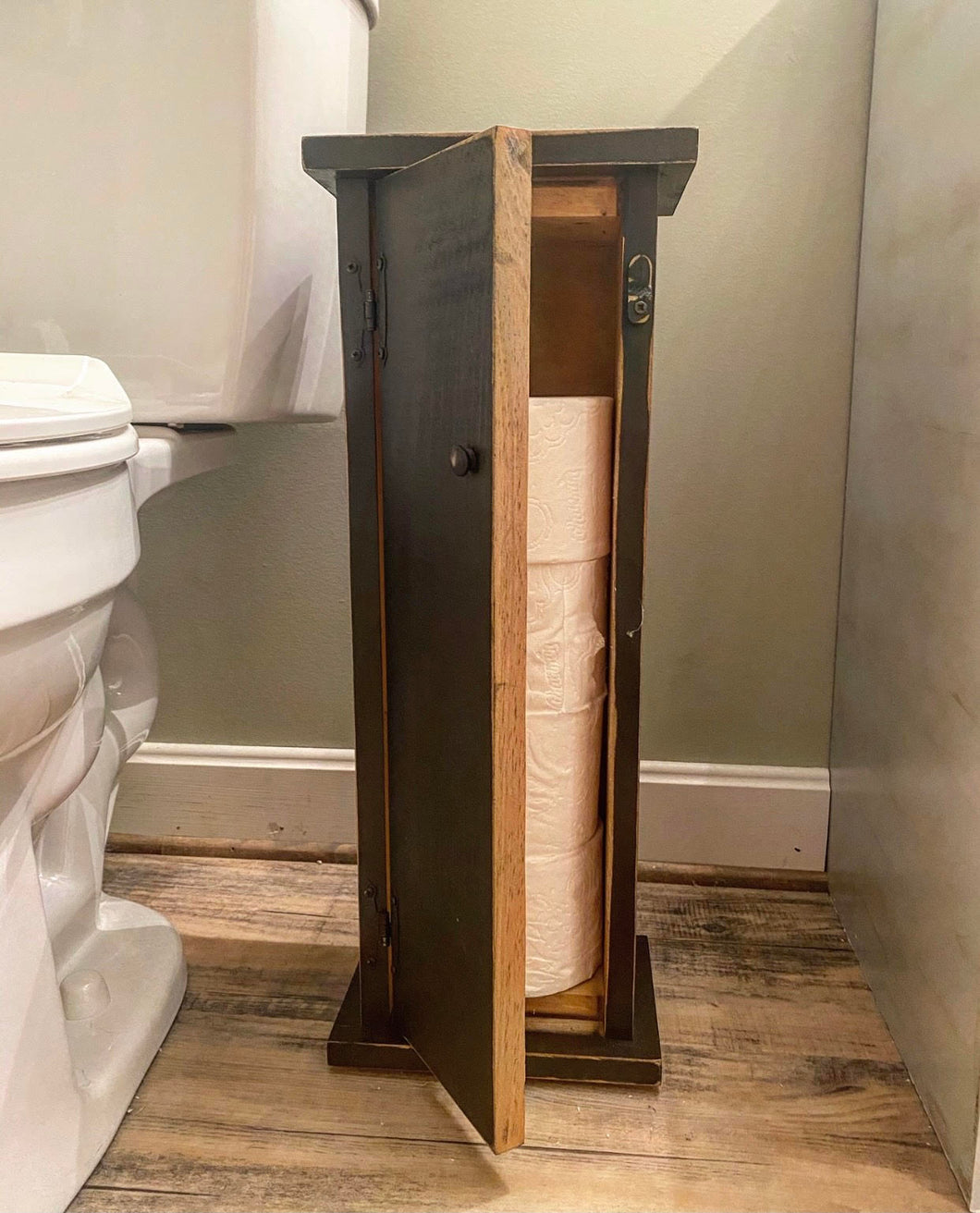 Handmade Rustic Spare Toilet Paper Holder – Farmhouse Fresh Home